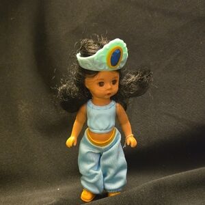 Madame Alexander: Jasmine Doll